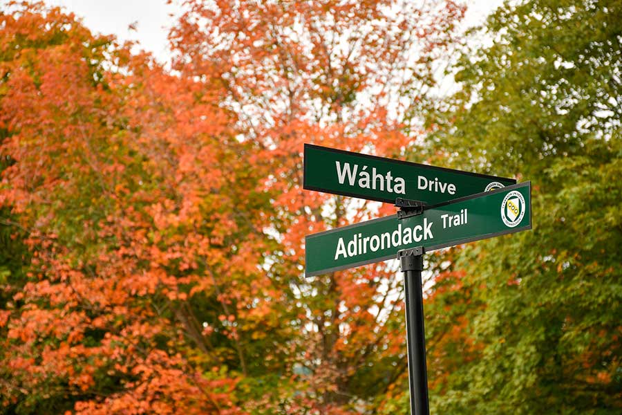 Wáh:ta Drive Street sign