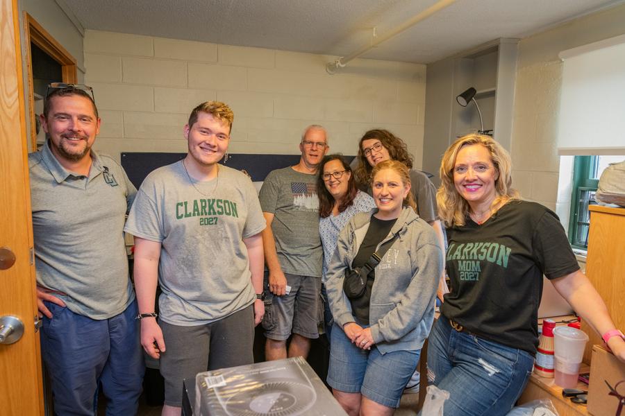 A Freshmen Family Freshly Moved In