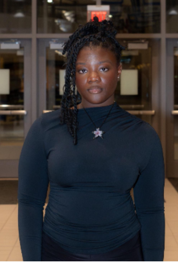 Headshot photo of Glori Yeboah